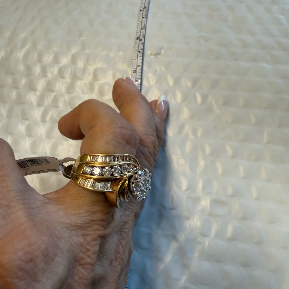 Diamond Cluster Ring 4CTTW 14K Gold Sz 7-7.5 Original Price $12,500 NEW - Picture 12 of 13